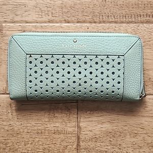 Kate Spade lacey wallet in mint green
